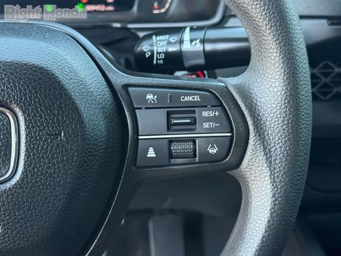 Certified 2023 Honda Accord LX image 17