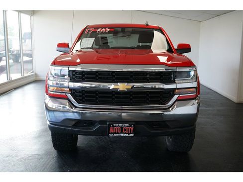 Used 2017 Chevrolet Silverado 1500 LT image 2