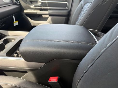 New 2026 RAM 1500 Big Horn AWD/4WD image 15