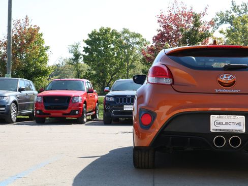 Used 2016 Hyundai Veloster Turbo image 10