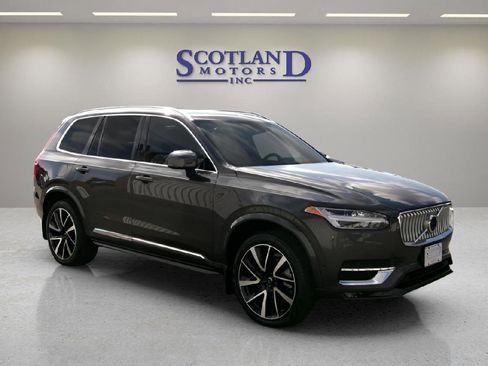 Used 2024 Volvo XC90 B6 Plus w/ Protection Package Premier image 4