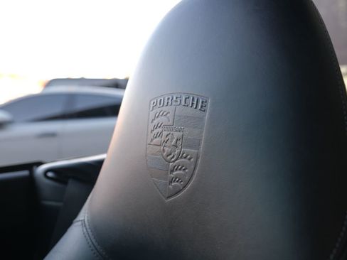 Used 2004 Porsche 911 Carrera 4 image 34