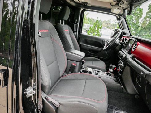 Used 2022 Jeep Gladiator Rubicon image 32
