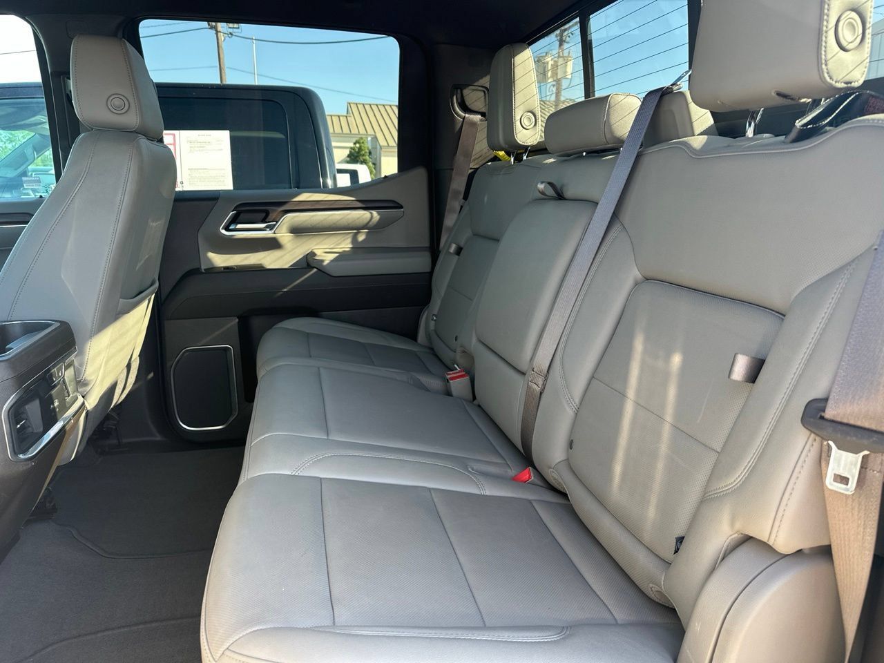 Used 2023 GMC Sierra 1500 SLT w/ SLT Premium Plus Package AWD/4WD image 12