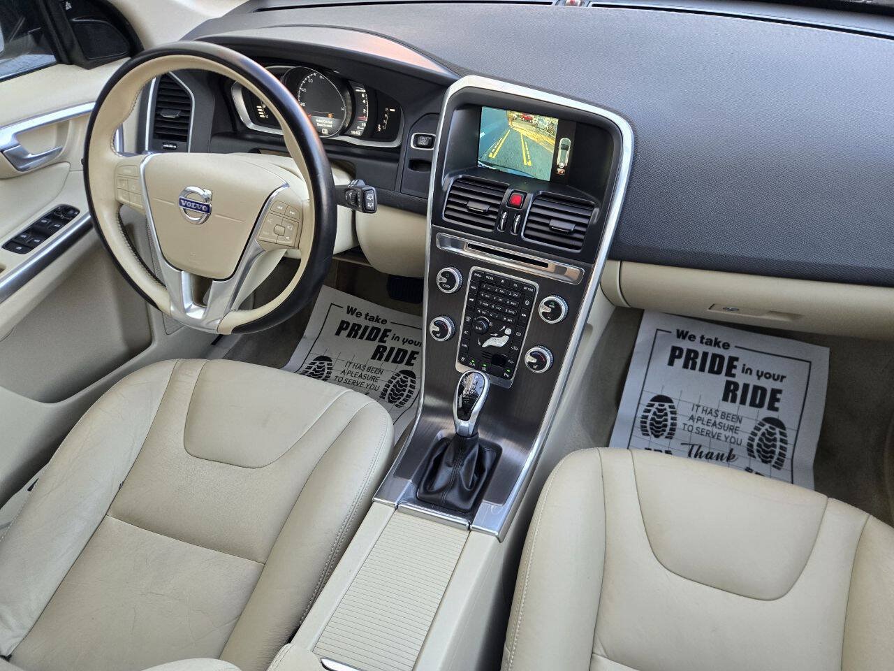 Used 2015 Volvo XC60 T5 Premier w/ Proximity Package FWD image 9