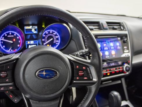 Used 2019 Subaru Outback 2.5i Premium image 7