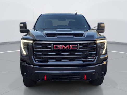 Used 2026 GMC Sierra 2500 AT4 AWD/4WD image 8