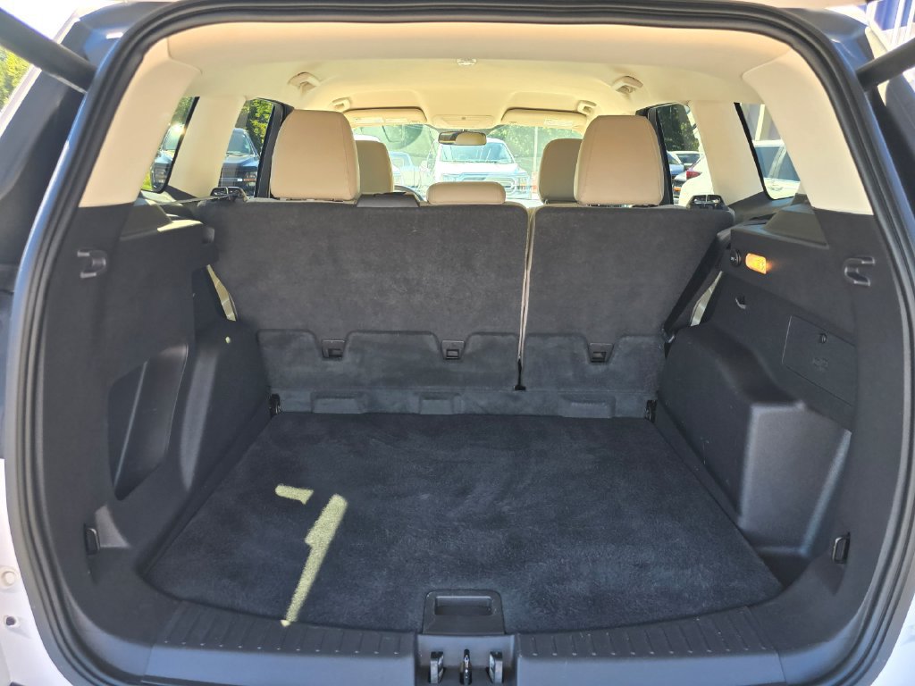 Used 2019 Ford Escape SEL FWD image 25