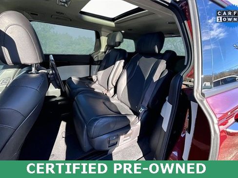 Certified 2022 Kia Carnival SX Prestige image 25