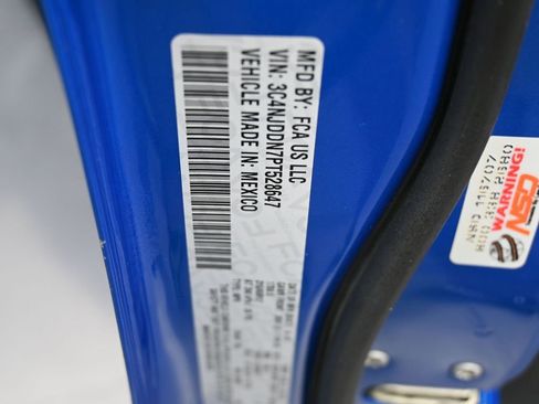 Used 2023 Jeep Compass Trailhawk w/ Trailhawk Elite Group image 18