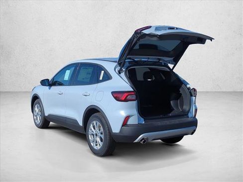 New 2025 Ford Escape Active w/ Cold Weather Package image 8