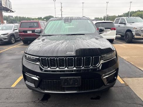 Used 2024 Jeep Grand Cherokee Limited w/ Trailer Tow Package AWD/4WD image 2