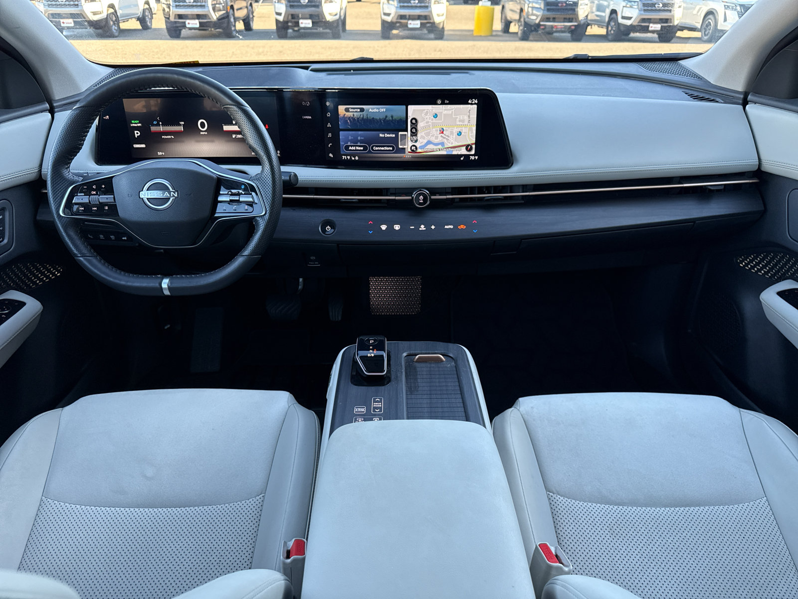 Used 2023 Nissan Ariya FWD image 15