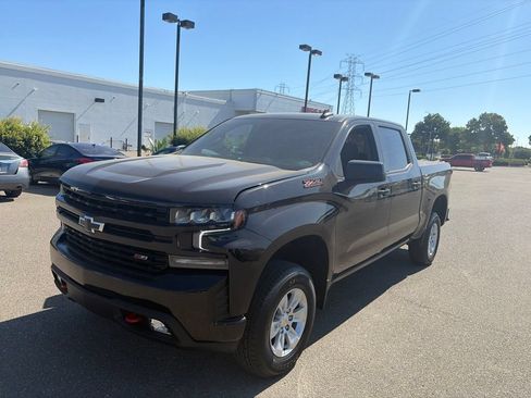 Used 2021 Chevrolet Silverado 1500 LT Trail Boss AWD/4WD image 3