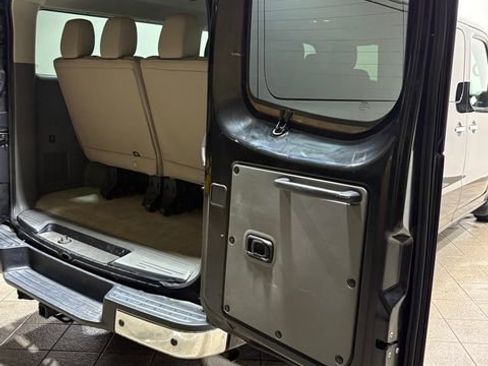 Used 2020 Nissan NV 3500 SL image 25