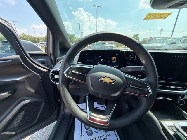 New 2026 Chevrolet Equinox EV LT FWD image 30