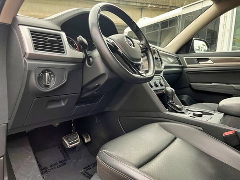 Used 2019 Volkswagen Atlas SE AWD/4WD image 19