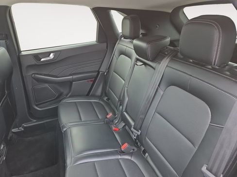 Used 2025 Ford Escape Platinum AWD/4WD image 13