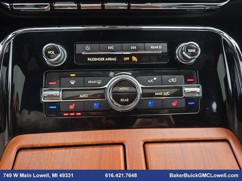 Used 2019 Lincoln Navigator L Reserve image 23