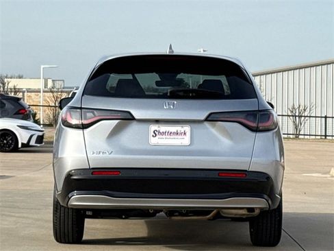 Used 2026 Honda HR-V EX-L image 7