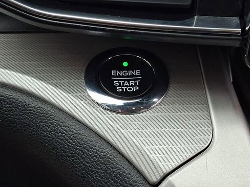 Used 2021 Ford Explorer XLT w/ Equipment Group 202A image 28