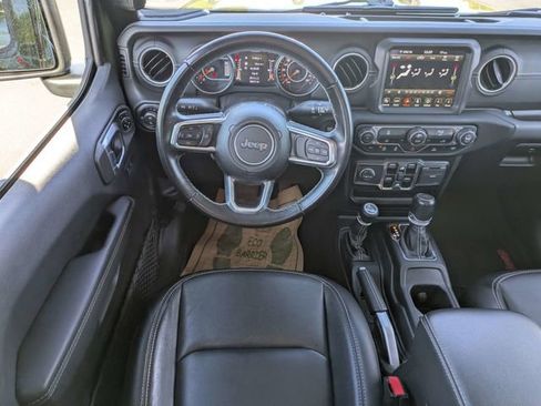 Used 2021 Jeep Gladiator Overland w/ Popular Equipment Package AWD/4WD image 15