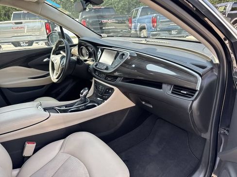 Used 2020 Buick Envision Preferred FWD image 27