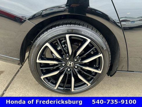 Used 2025 Honda Accord Touring image 35