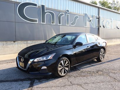 Used 2022 Nissan Altima 2.5 SV