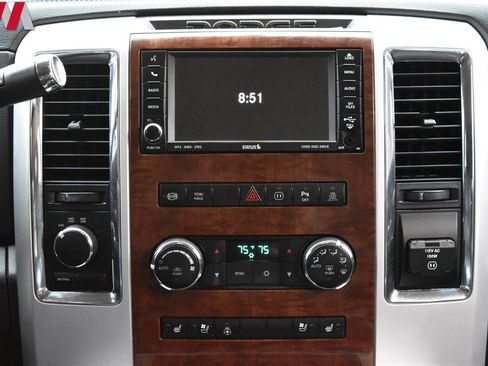 Used 2011 RAM 2500 Laramie w/ Cold Weather Group image 19