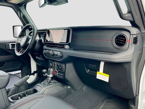 New 2026 Jeep Wrangler Unlimited Rubicon 392 image 28