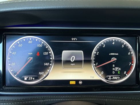 Used 2014 Mercedes-Benz S 550 Sedan image 8