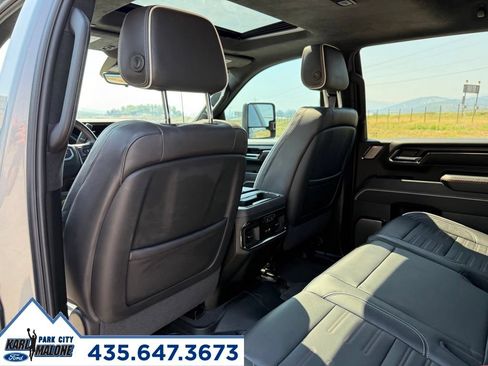 Used 2024 GMC Sierra 2500 AT4X AWD/4WD image 31