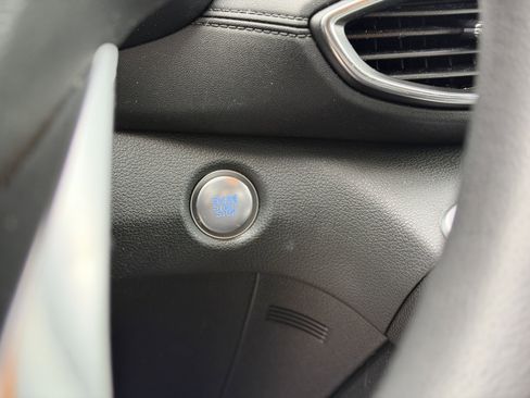 Used 2022 Hyundai Santa Fe SEL image 20