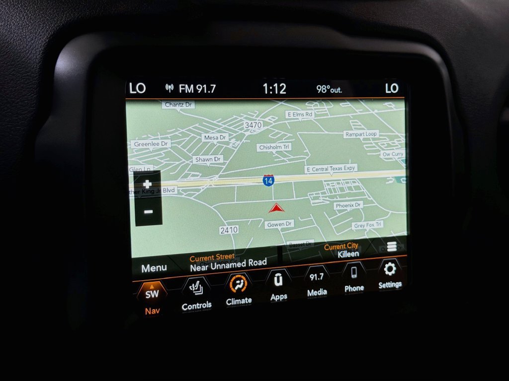 Used 2023 Jeep Renegade Latitude w/ Premium Group AWD/4WD image 18