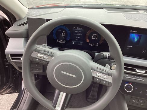 Used 2025 Hyundai Sonata SEL FWD image 15
