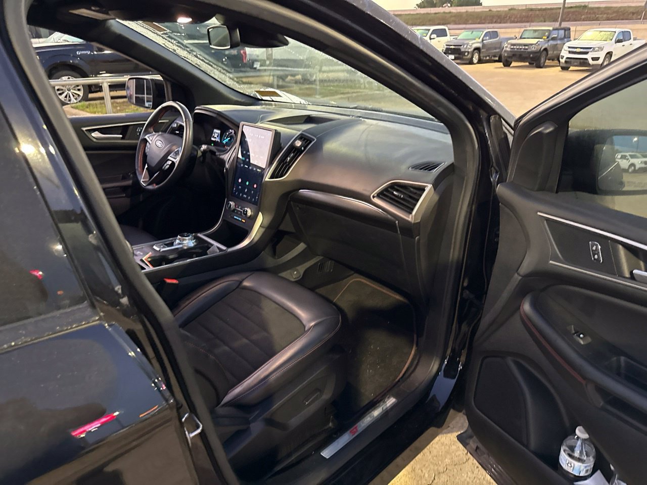 Used 2024 Ford Edge ST-Line AWD/4WD image 15