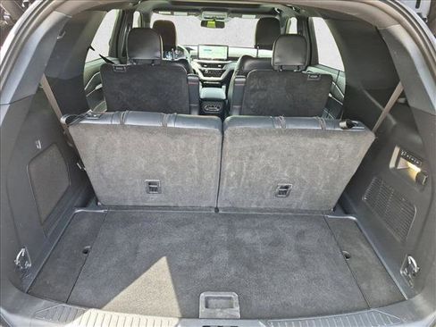 Used 2025 Ford Explorer ST w/ Sun And Sound Package AWD/4WD image 6