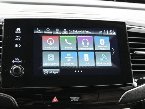 Used 2022 Honda Pilot Touring image 18