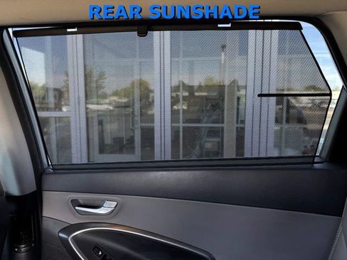 Used 2017 Hyundai Santa Fe Limited AWD/4WD image 19