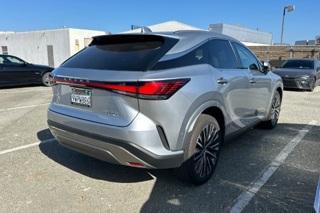 Used 2026 Lexus RX 350 Premium Plus w/ Convenience Package AWD/4WD image 5