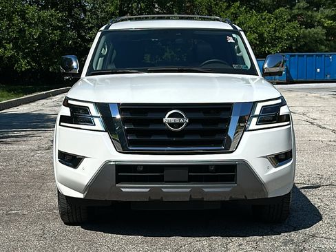 Certified 2023 Nissan Armada Platinum w/ Captain's Chairs Package AWD/4WD image 3