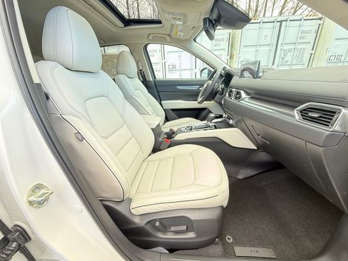 New 2025 MAZDA CX-5 AWD 2.5 S w/ Premium Plus Pkg image 25