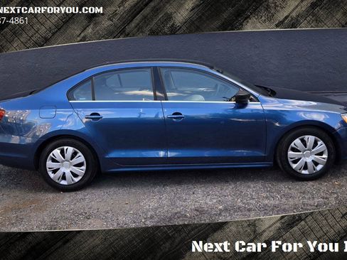 Used 2017 Volkswagen Jetta S FWD image 2