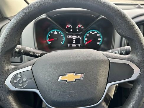 Used 2020 Chevrolet Colorado W/T w/ WT Convenience Package image 35