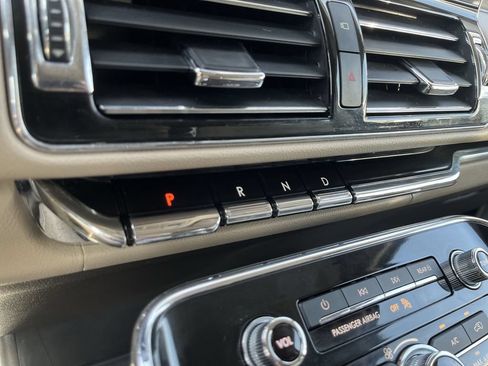 Used 2024 Lincoln Navigator Reserve AWD/4WD image 20