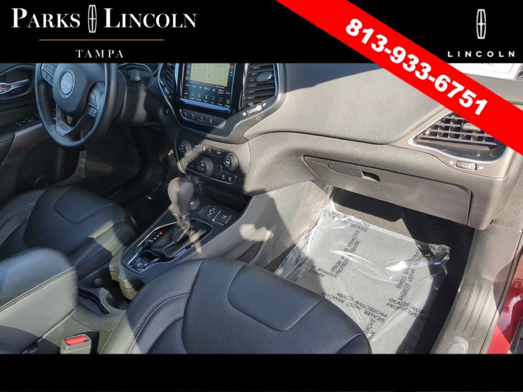 Used 2019 Jeep Cherokee Limited w/ Technology Group AWD/4WD image 11