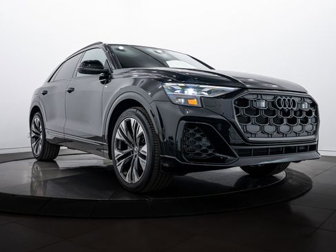Certified 2025 Audi Q8 Prestige w/ Prestige Package image 1