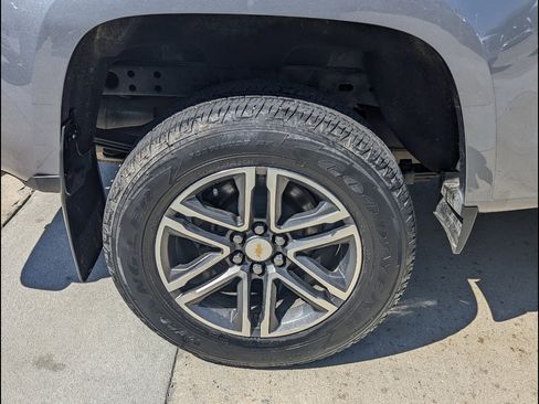 Used 2019 Chevrolet Colorado LT image 19