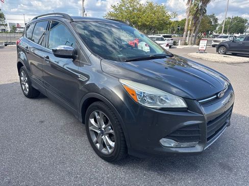 Used 2016 Ford Escape SE w/ Equipment Group 201A FWD image 3